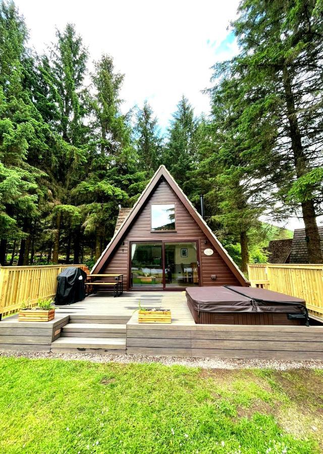 Bonnie Lodge-Lochside Location With Hot Tub อินเวอร์การ์รี ภายนอก รูปภาพ